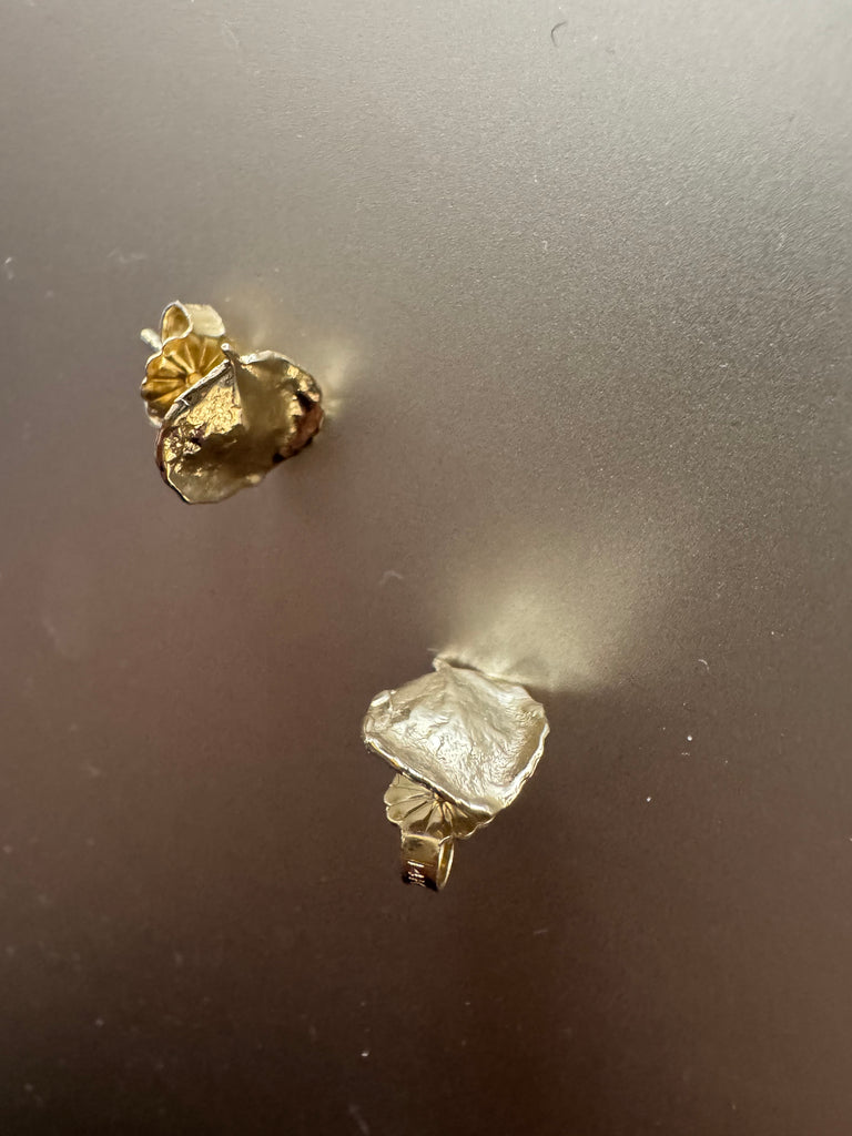 14k Small Aspen Leaf Studs (pair)