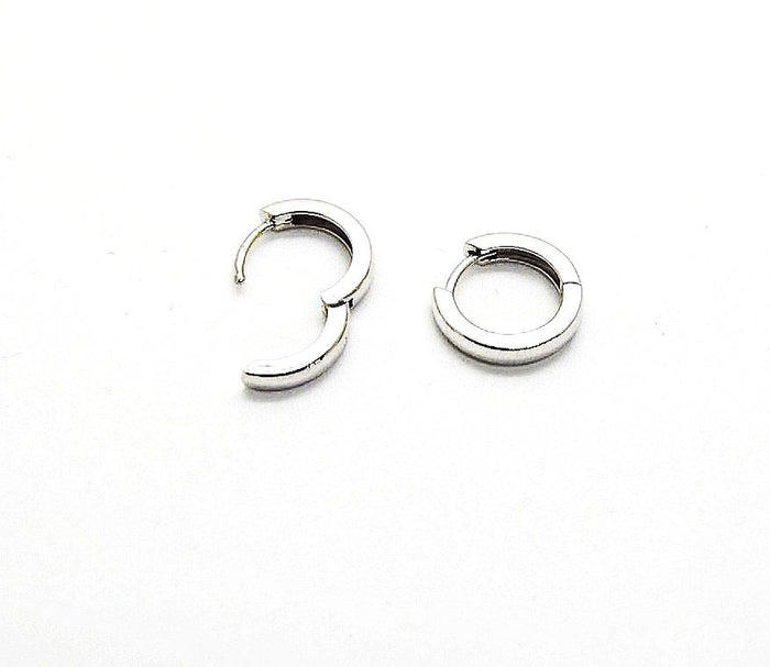 Simple 14k White Gold Hoops